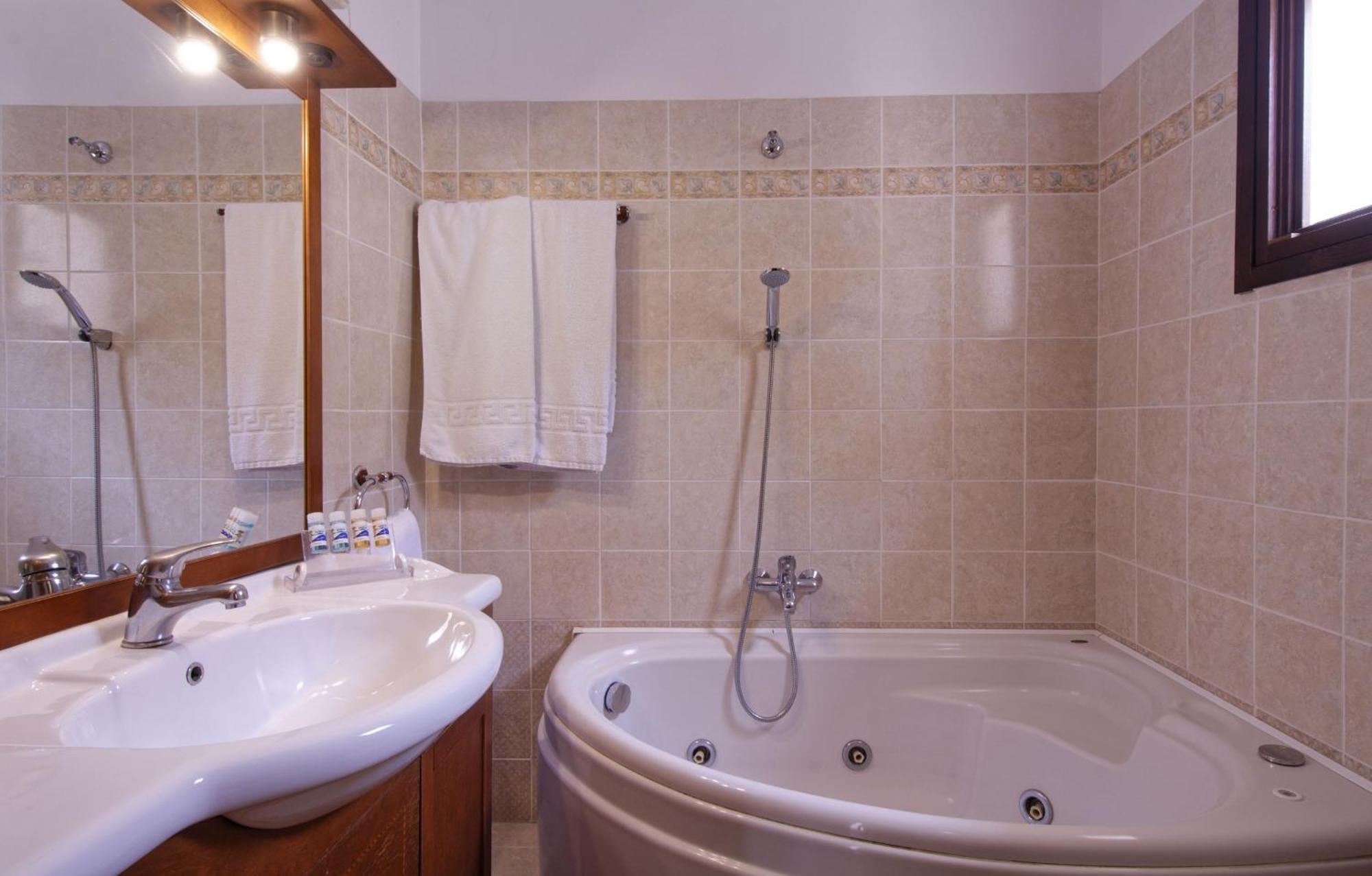 Enalion Hotel Kala Nera Zewnętrze zdjęcie